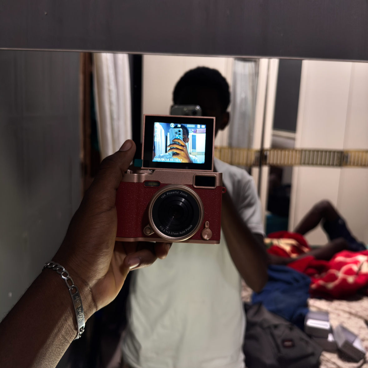 Digital camera M9