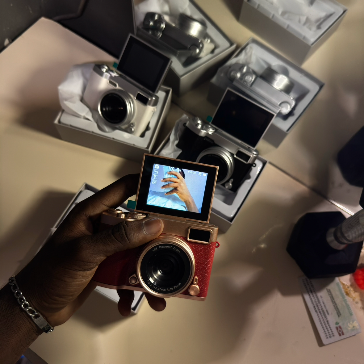 Digital camera M9